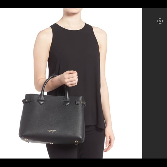 Burberry Banner medium bag 😘 - Picture 2 of 4